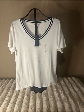 Tommy Hilfiger White V-Neck Tee with black strip trim.